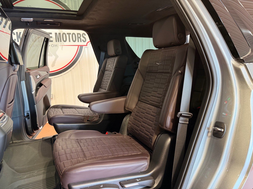 2023 Cadillac Escalade Image 22