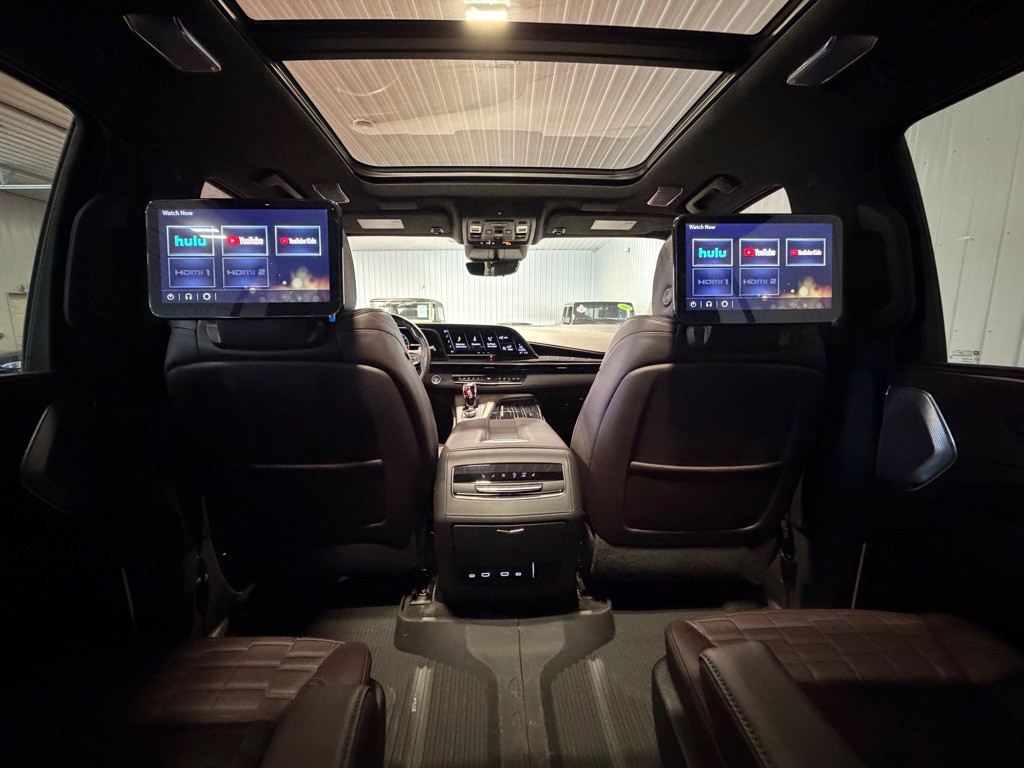 2023 Cadillac Escalade Image 31