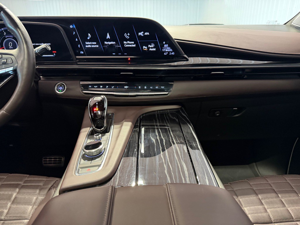 2023 Cadillac Escalade Image 33