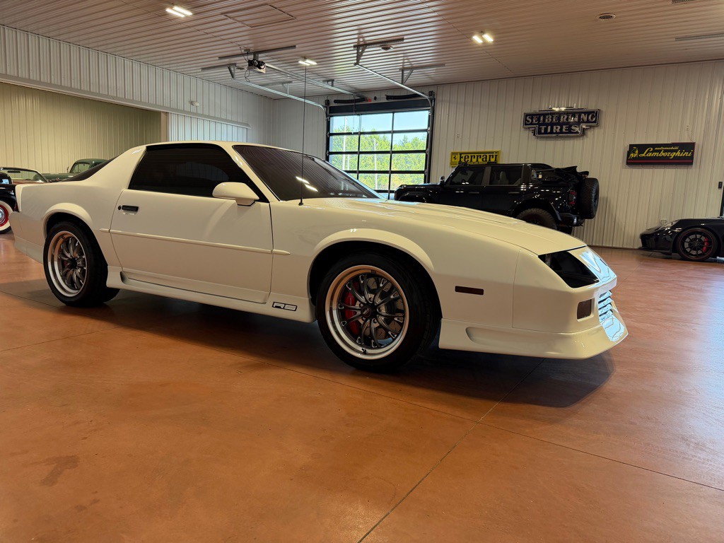 1991 Chevrolet Camaro Image 7