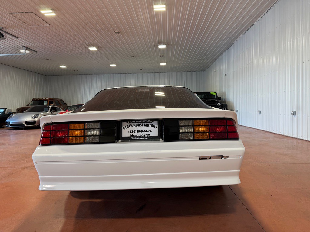1991 Chevrolet Camaro Image 9