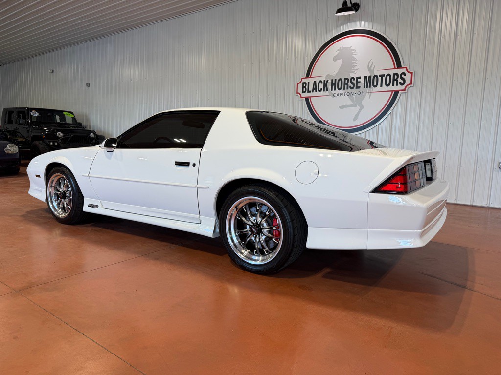 1991 Chevrolet Camaro Image 10