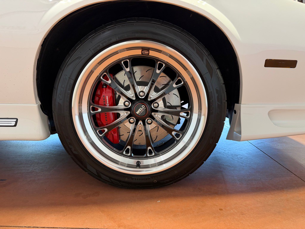 1991 Chevrolet Camaro Image 14