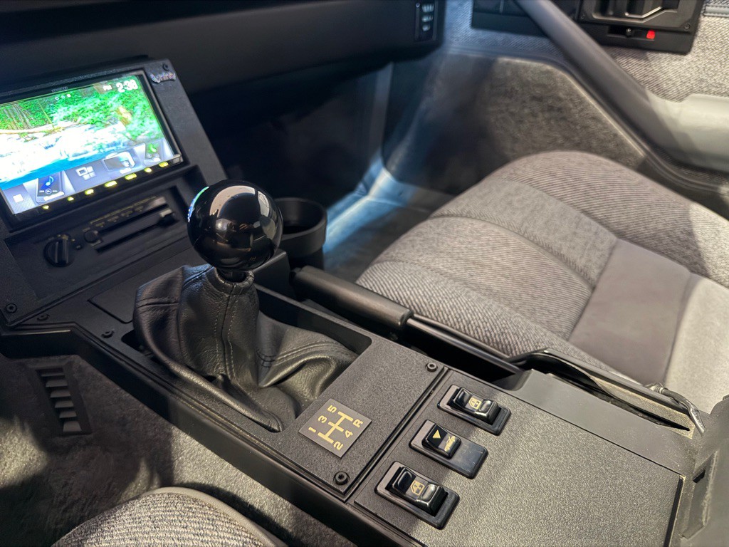 1991 Chevrolet Camaro Image 23