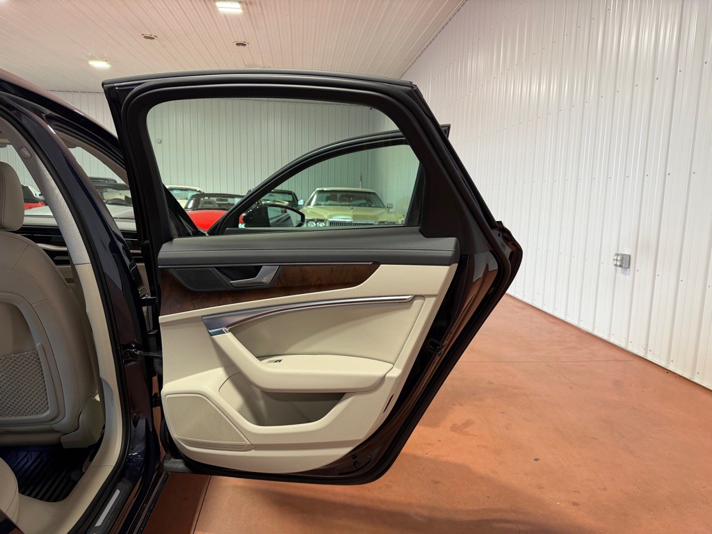 2021 Audi A6 Image 26