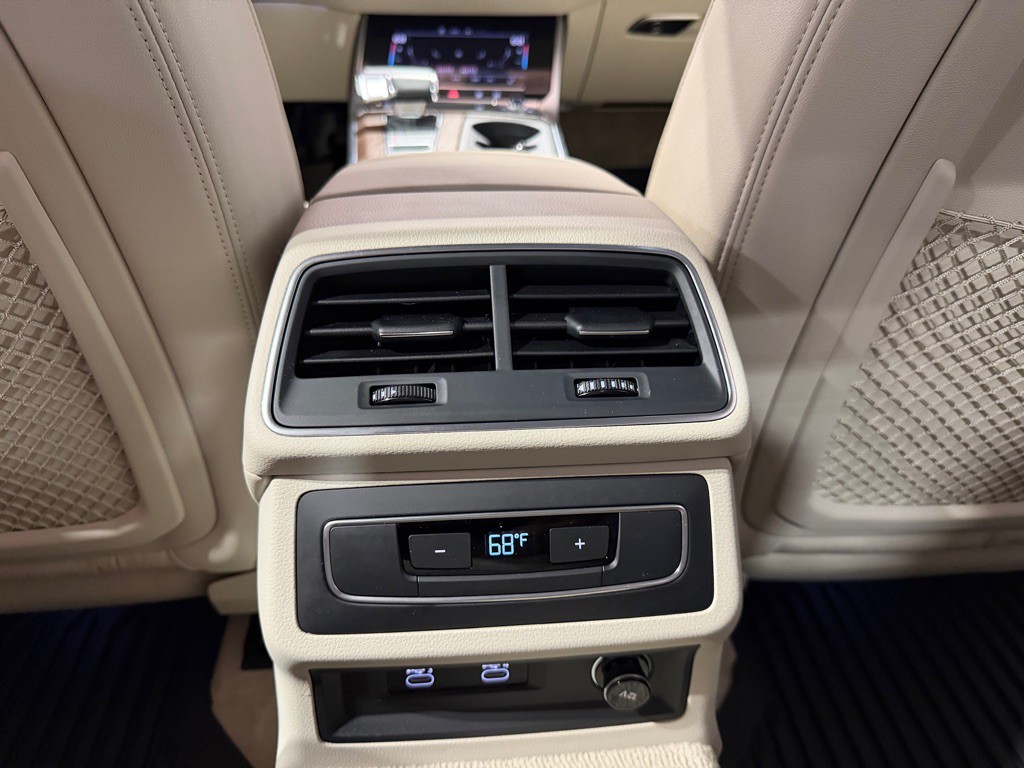 2021 Audi A6 Image 35
