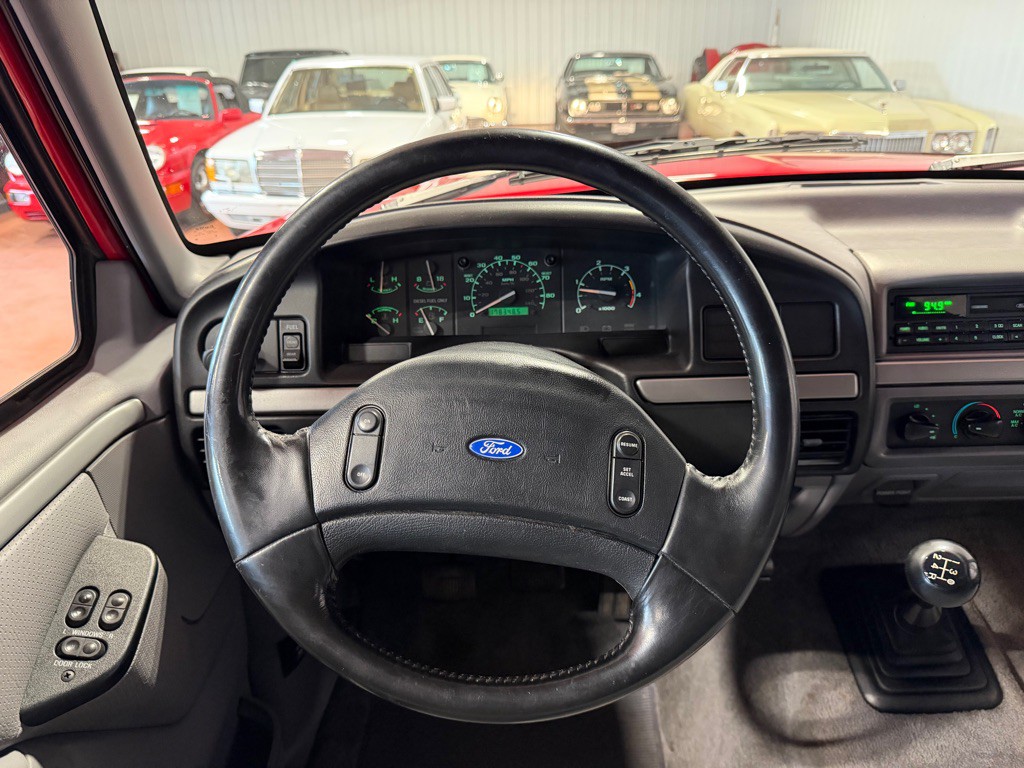 1994 Ford F-350 Image 34