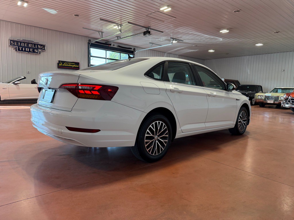 2019 Volkswagen Jetta Image 11