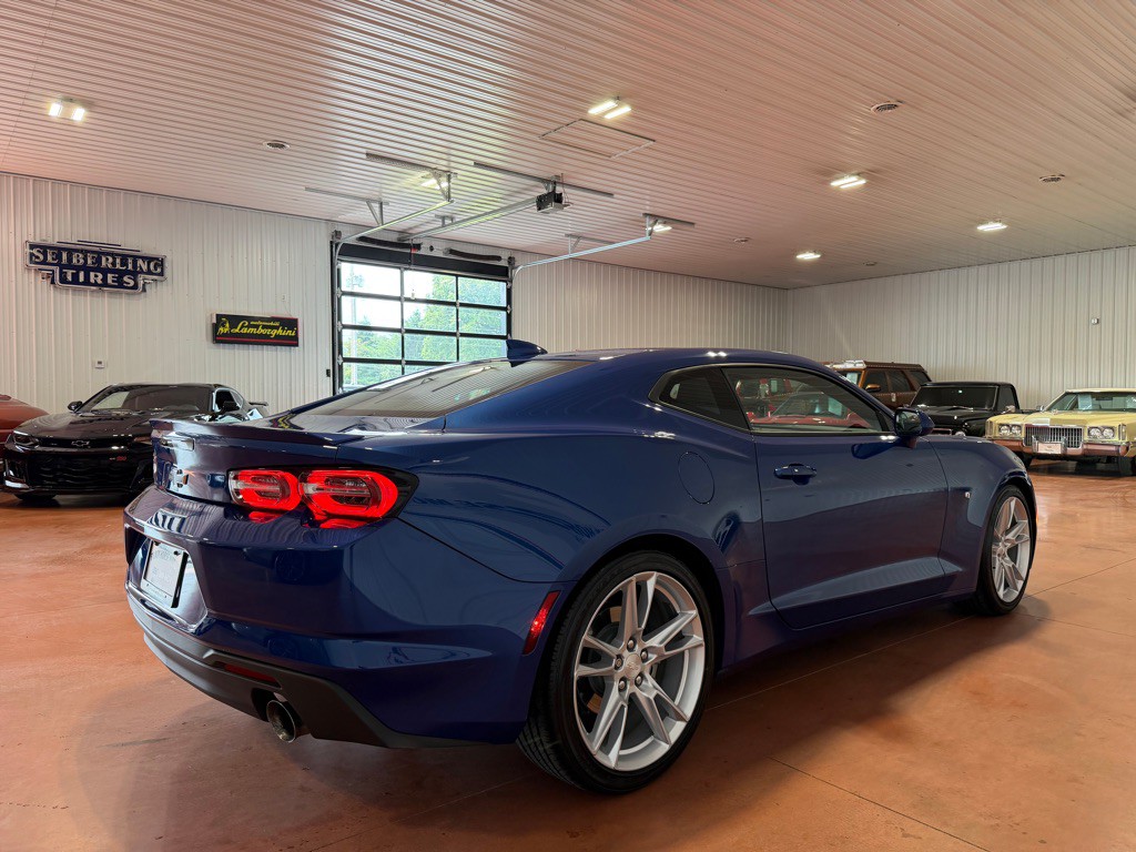 2019 Chevrolet Camaro Image 10