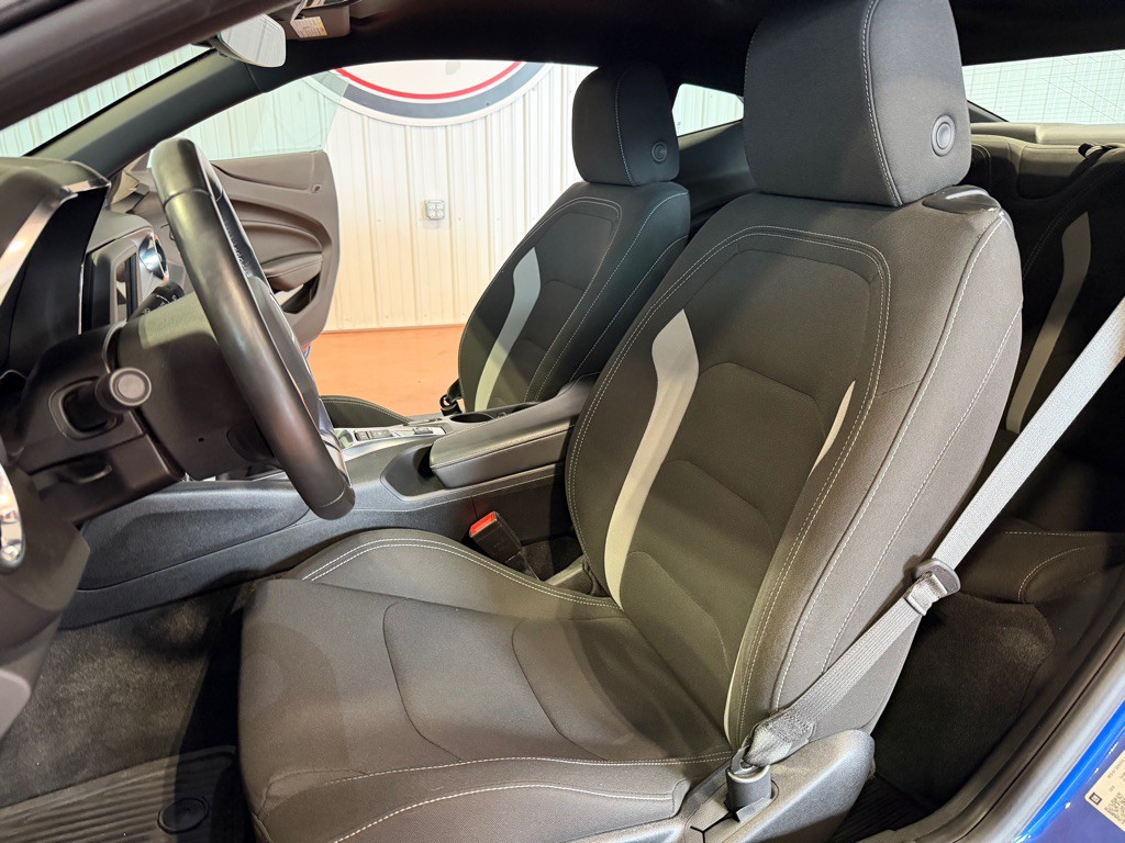2019 Chevrolet Camaro Image 19