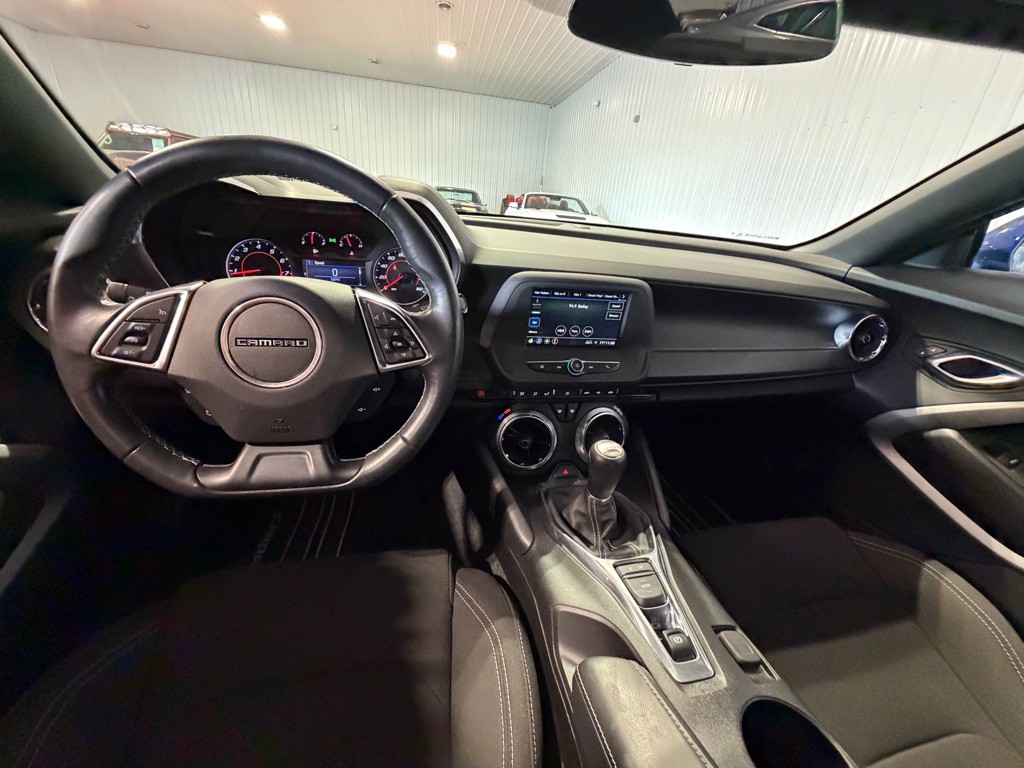 2019 Chevrolet Camaro Image 24
