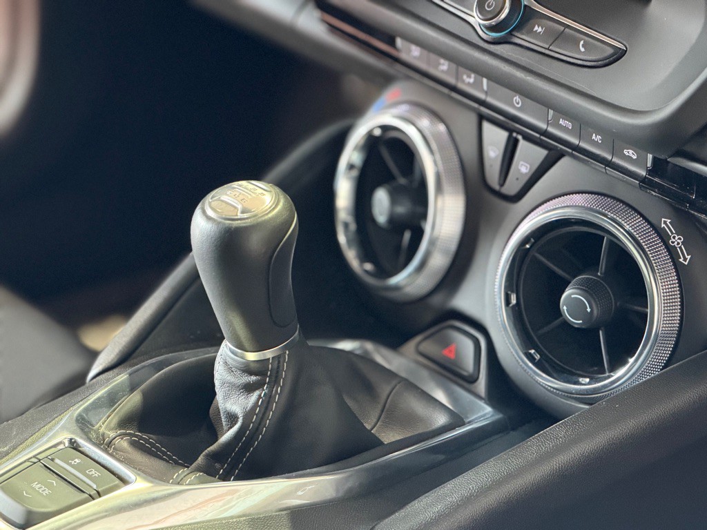2019 Chevrolet Camaro Image 25