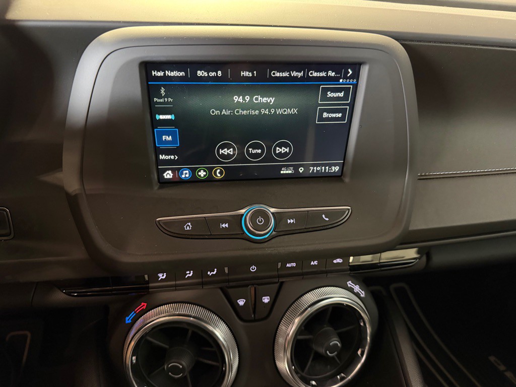 2019 Chevrolet Camaro Image 26