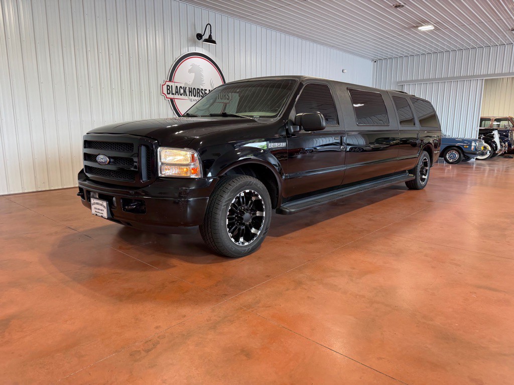 2005 Ford Excursion Image 5