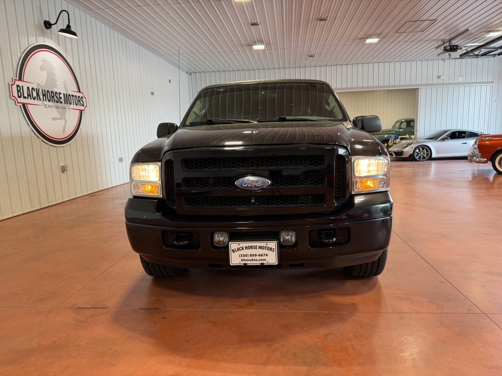 2005 Ford Excursion Image 6