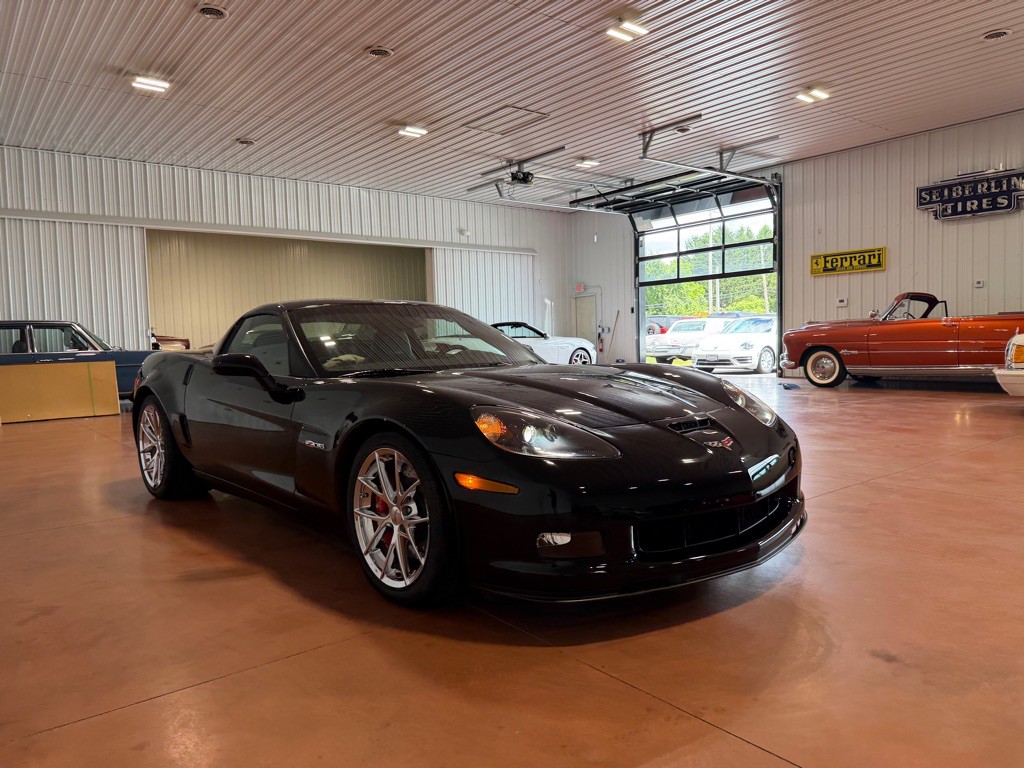 2010 Chevrolet Corvette Image 8