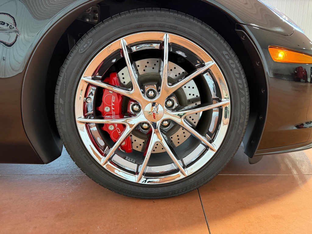 2010 Chevrolet Corvette Image 15