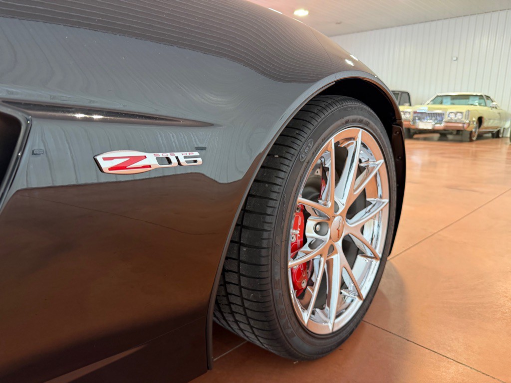 2010 Chevrolet Corvette Image 17