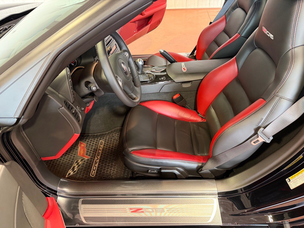 2010 Chevrolet Corvette Image 19
