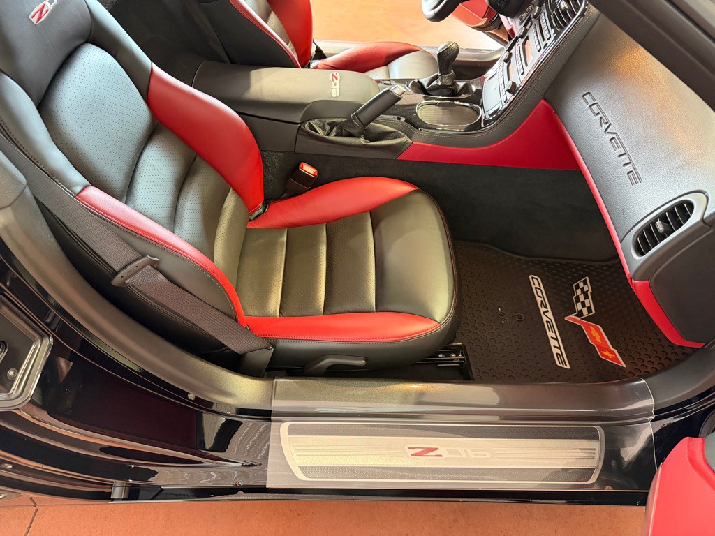 2010 Chevrolet Corvette Image 22