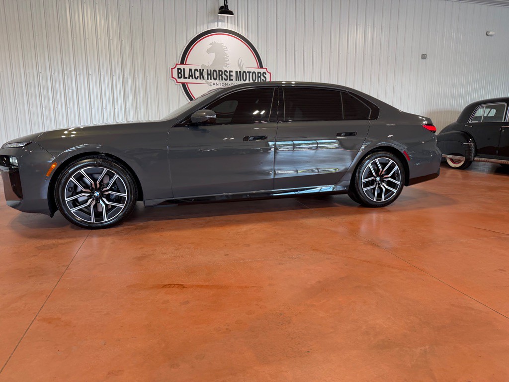 2023 BMW 7 Series Image 4