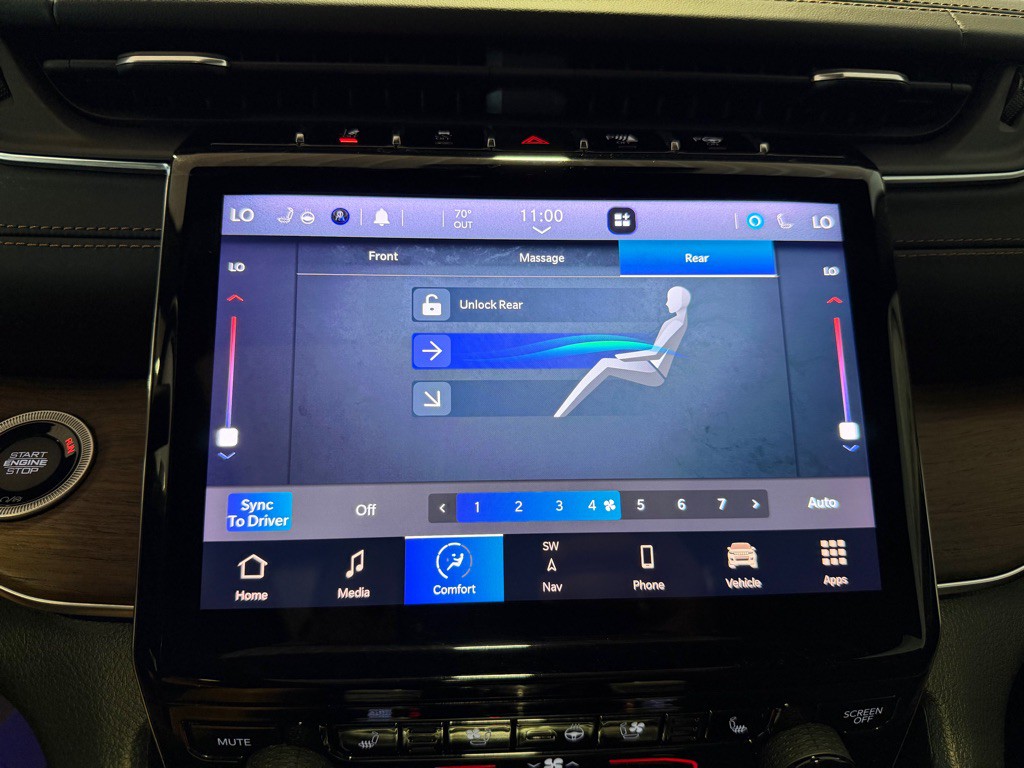 2021 Jeep Grand Cherokee Image 38