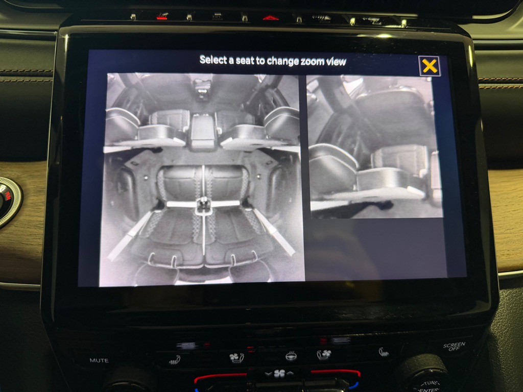2021 Jeep Grand Cherokee Image 45