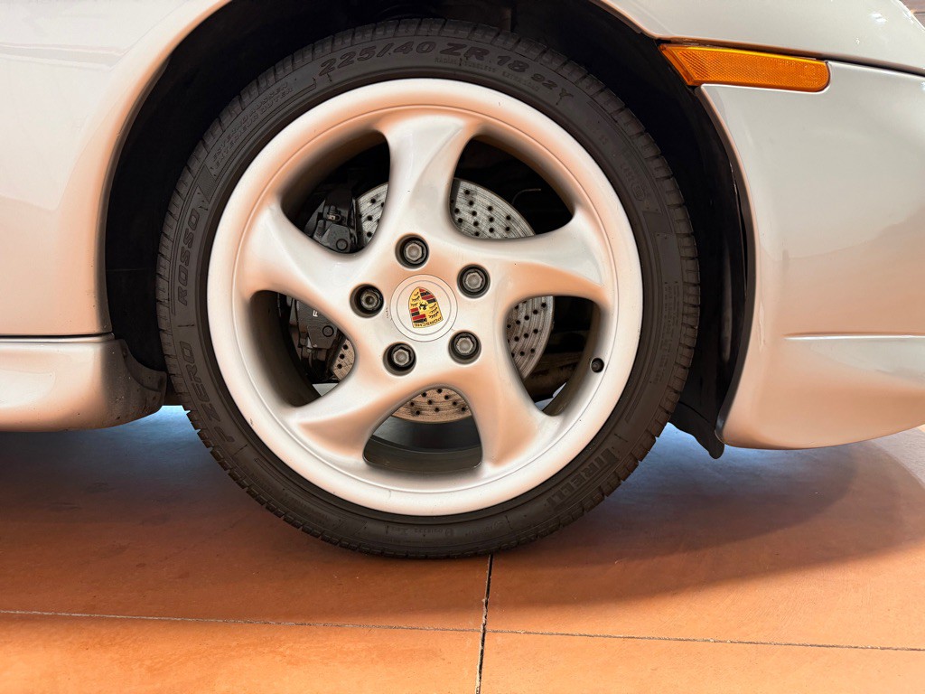 1999 Porsche 911 Image 19