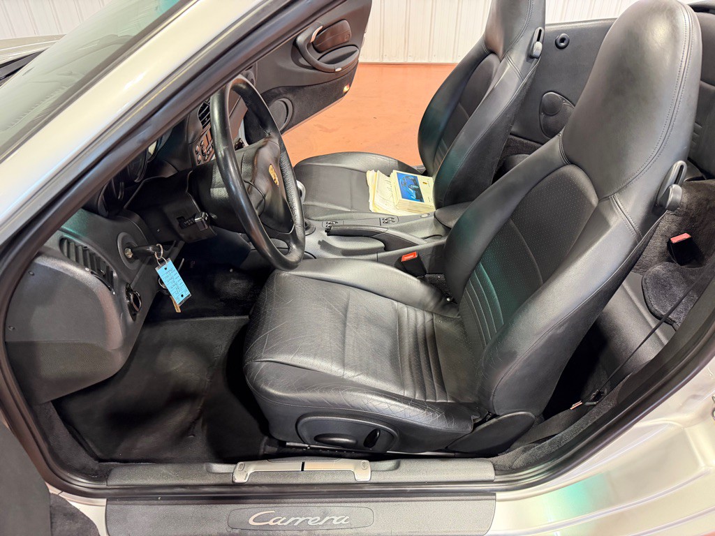 1999 Porsche 911 Image 22
