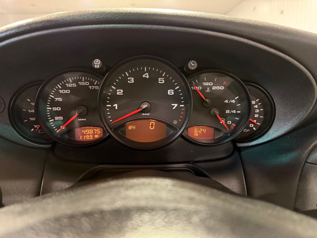 1999 Porsche 911 Image 32