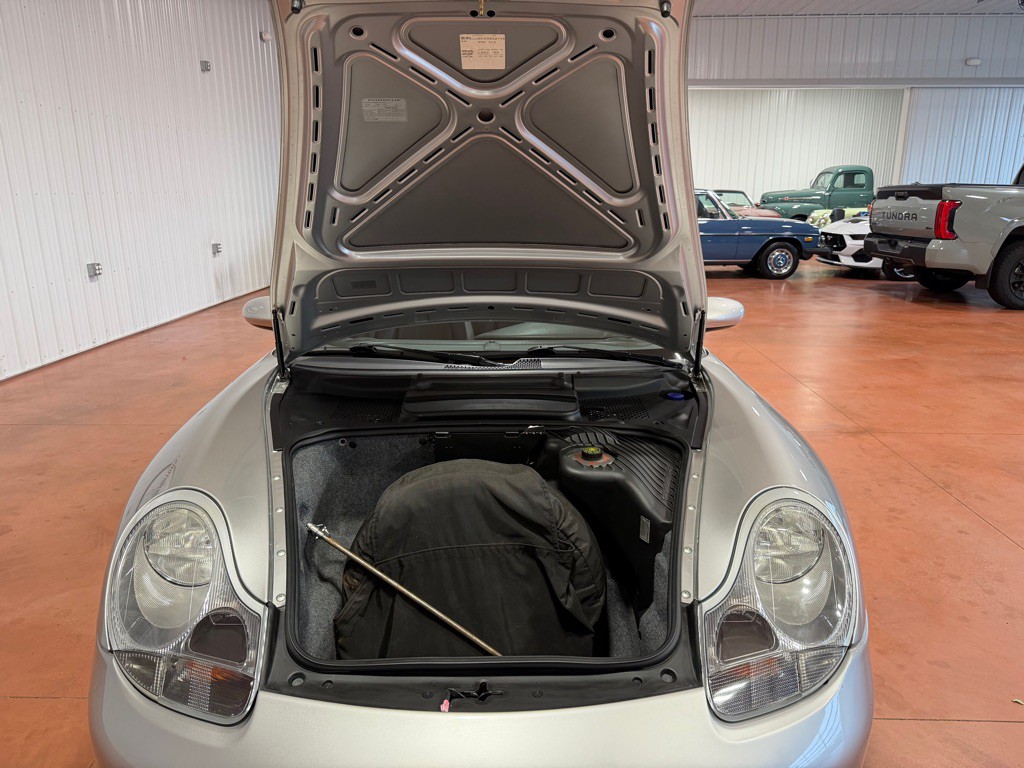 1999 Porsche 911 Image 33