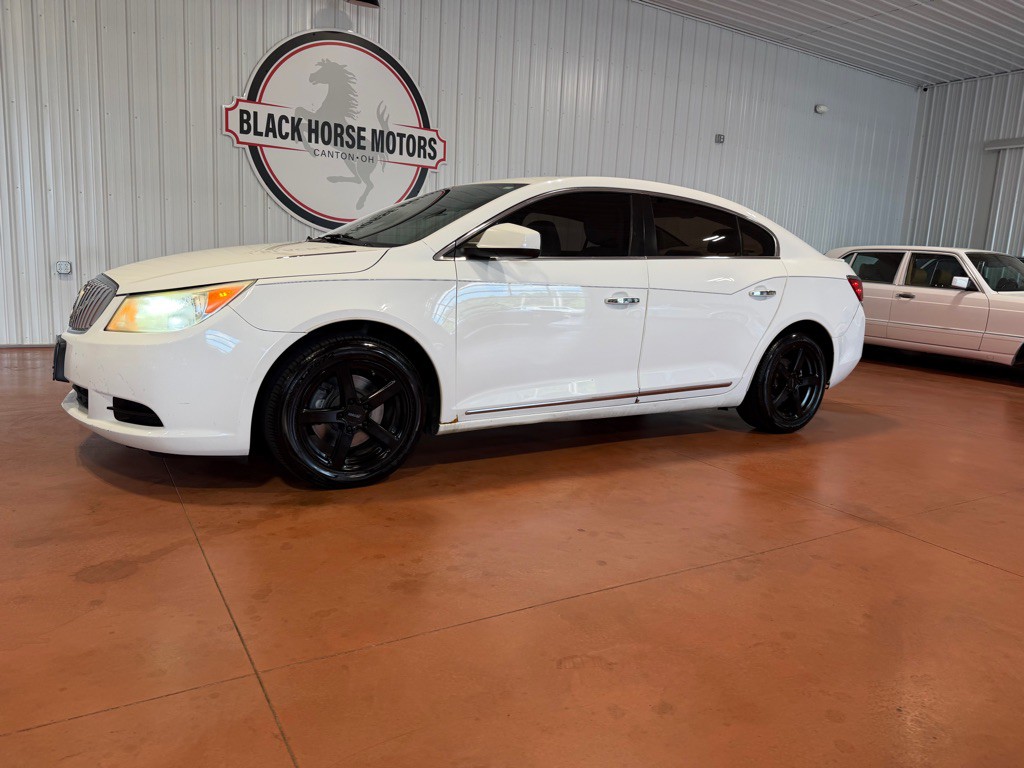 2012 Buick Lacrosse Image 3