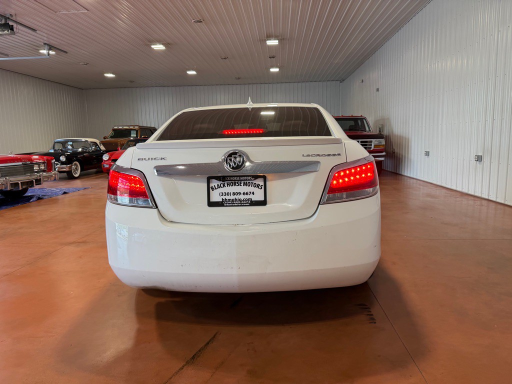 2012 Buick Lacrosse Image 9