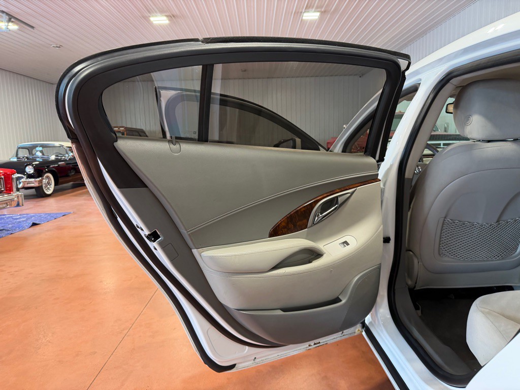 2012 Buick Lacrosse Image 14