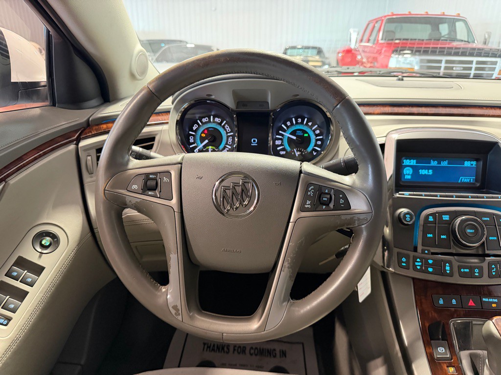 2012 Buick Lacrosse Image 25