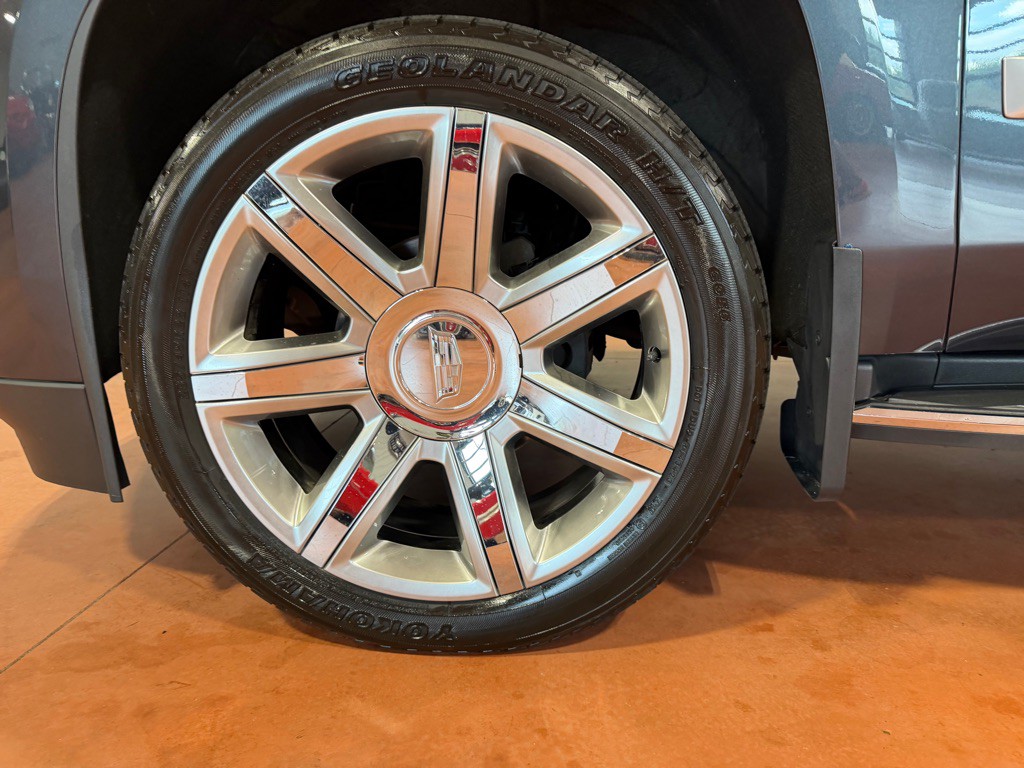 2020 Cadillac Escalade Image 14