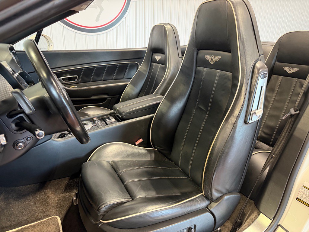 2011 Bentley Continental Image 22