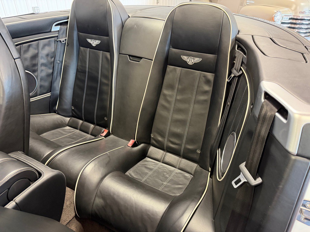 2011 Bentley Continental Image 23