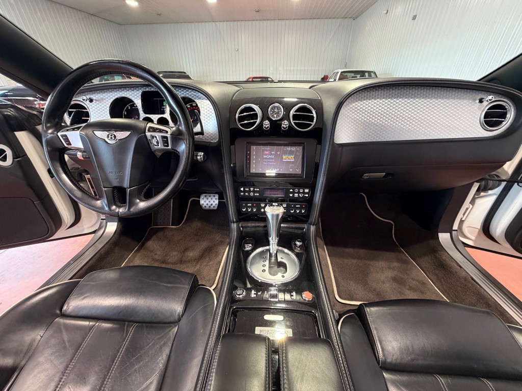 2011 Bentley Continental Image 29