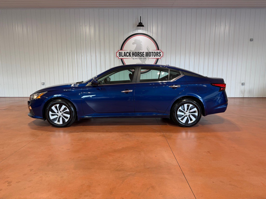 2019 Nissan Altima Image 3