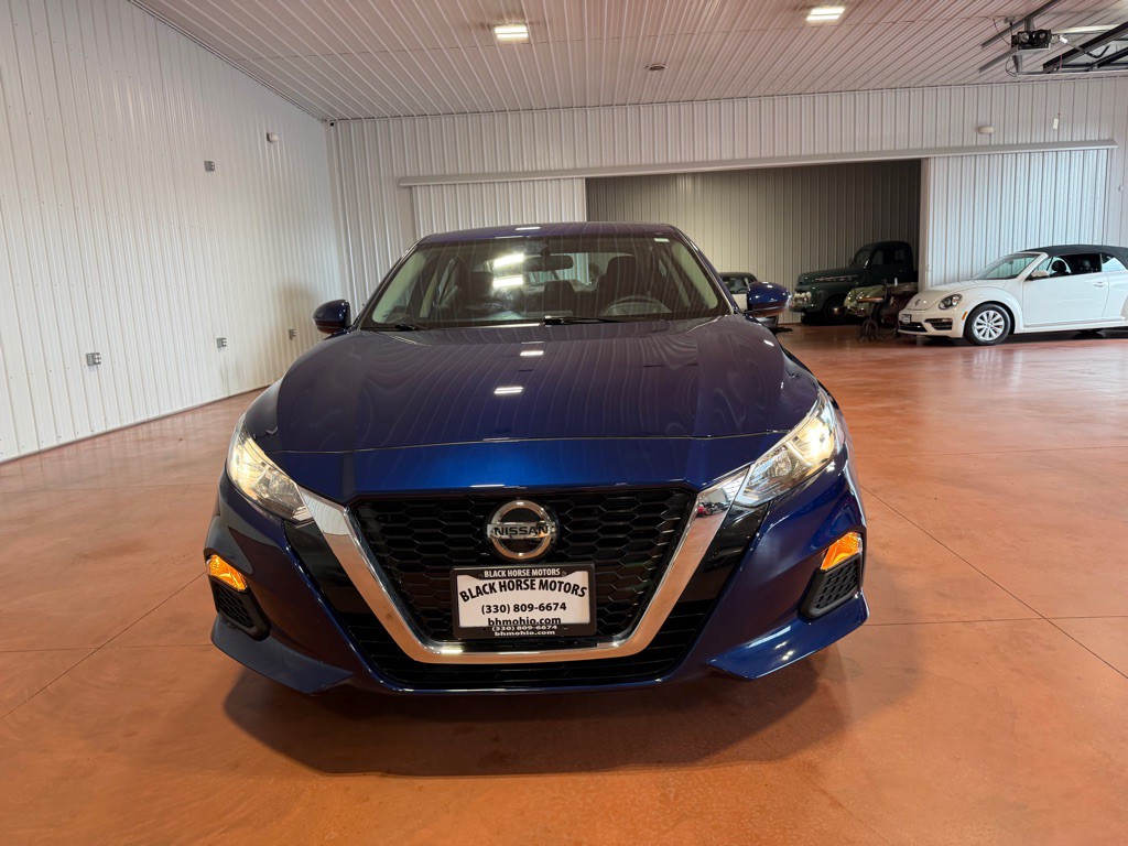 2019 Nissan Altima Image 7