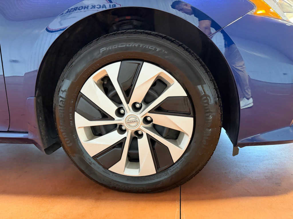 2019 Nissan Altima Image 15