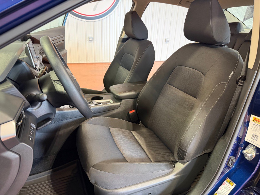 2019 Nissan Altima Image 19