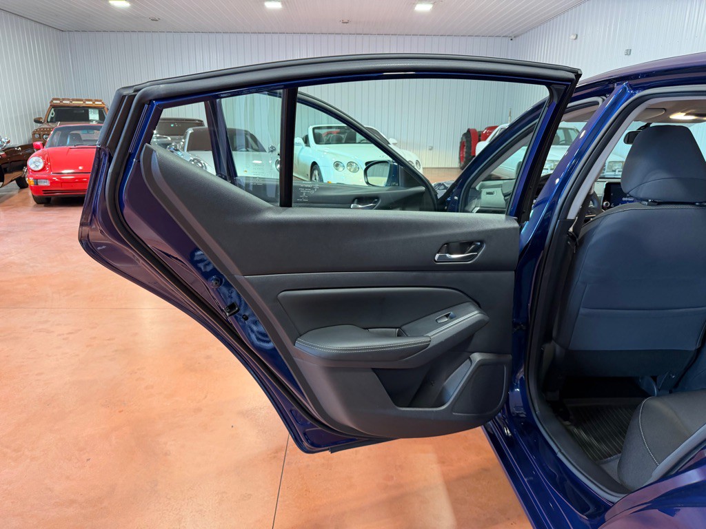 2019 Nissan Altima Image 20