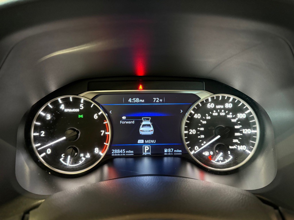 2019 Nissan Altima Image 32