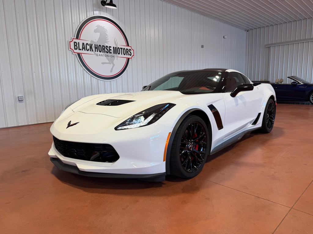 2015 Chevrolet Corvette Image 5