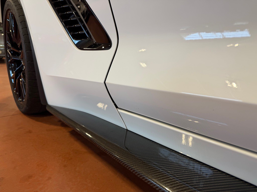 2015 Chevrolet Corvette Image 12