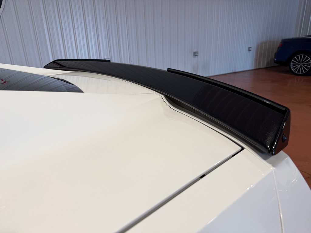 2015 Chevrolet Corvette Image 13