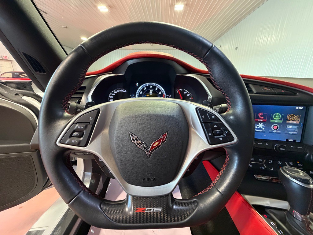 2015 Chevrolet Corvette Image 31