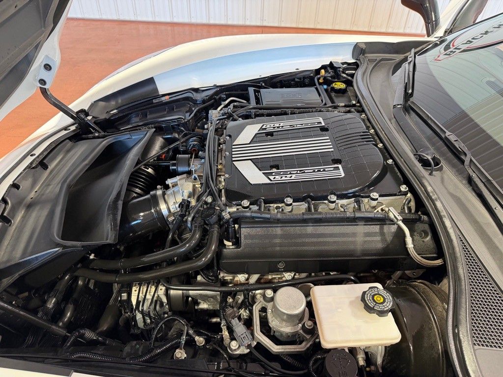 2015 Chevrolet Corvette Image 48